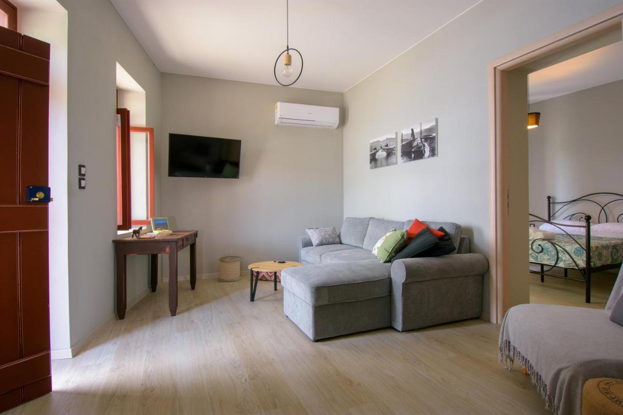 Pavlakis Lemon-Tree House Villa เอลุนดา ภายนอก รูปภาพ